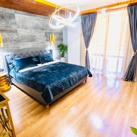 Maya Luxury Residence ポイアナ・ブラショフ エクステリア 写真